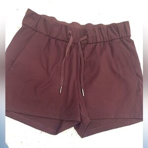 Brand new lululeman shorts 🫶🫶